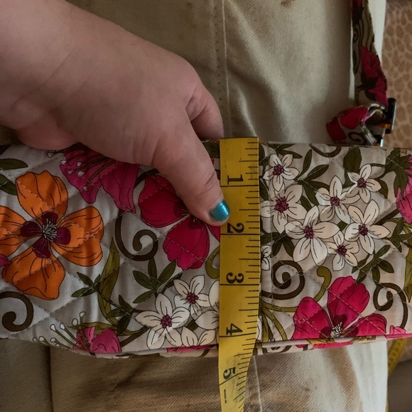 Vera Bradley Crossbody purse - Picture 7 of 8